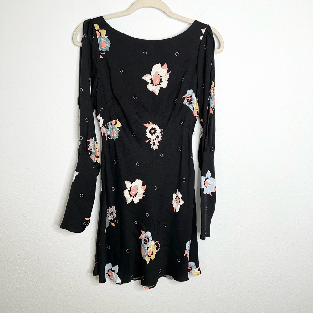 Free People mini dress Women’s size 4 Sunshadows Split-Sleeve Night Combo A6